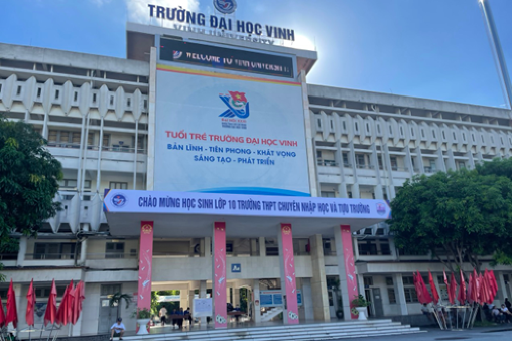 Thông báo tổ chức Chương trình Tư vấn tuyển sinh – Hướng nghiệp 2023 tại Trường Đại học Vinh