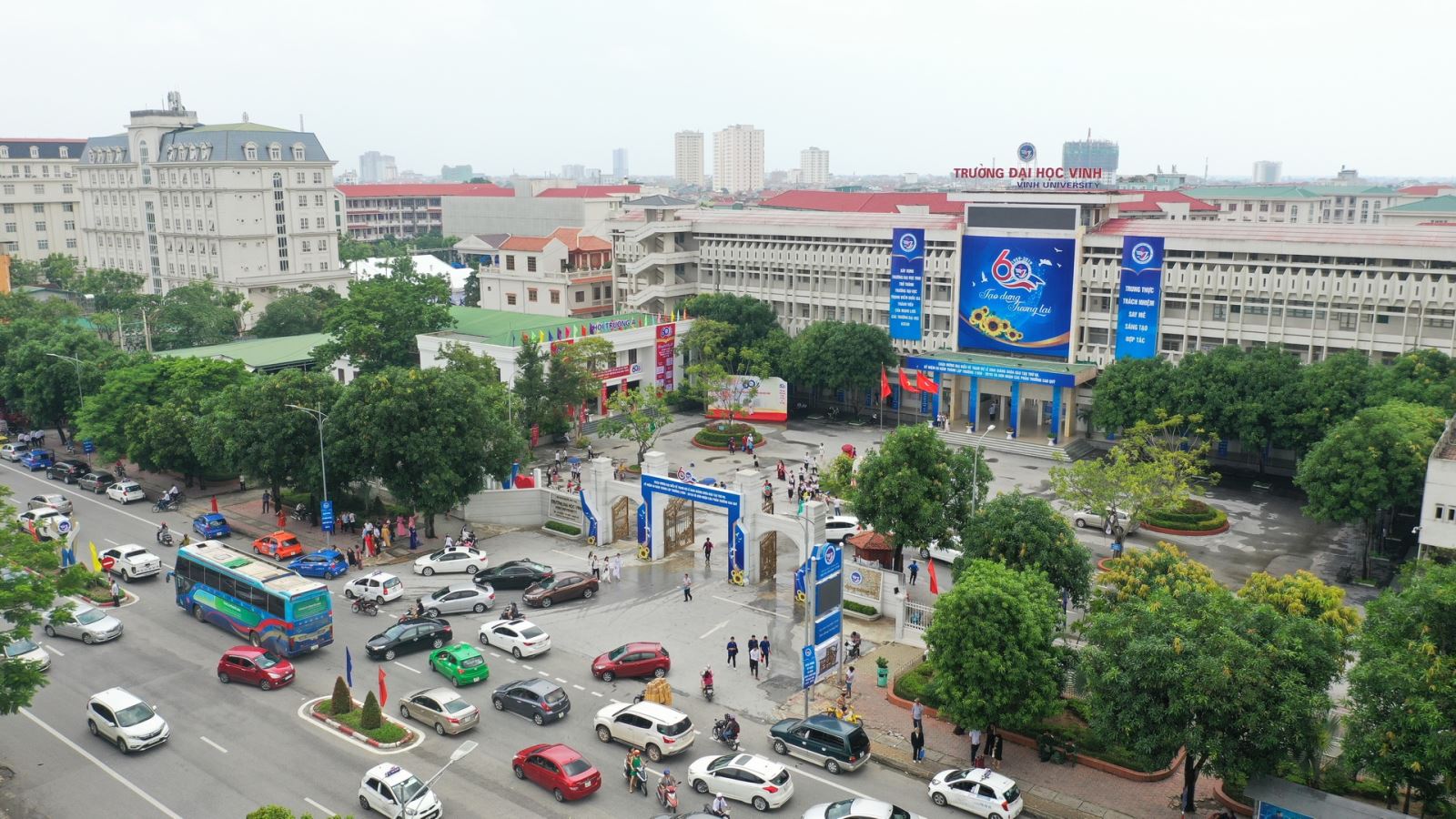 Trường Đại học Vinh lần đầu tiên lọt vào bảng xếp hạng châu Á của QS