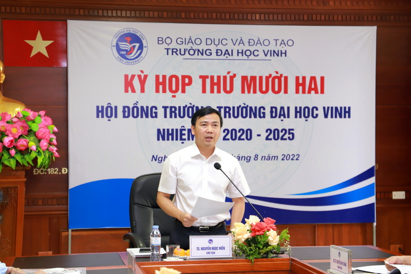 Hội đồng trường thông qua và ban hành nghị quyết về khung học phí áp dụng cho các bậc học và hình thức đào tạo của Trường Đại học Vinh năm học 2022 - 2023