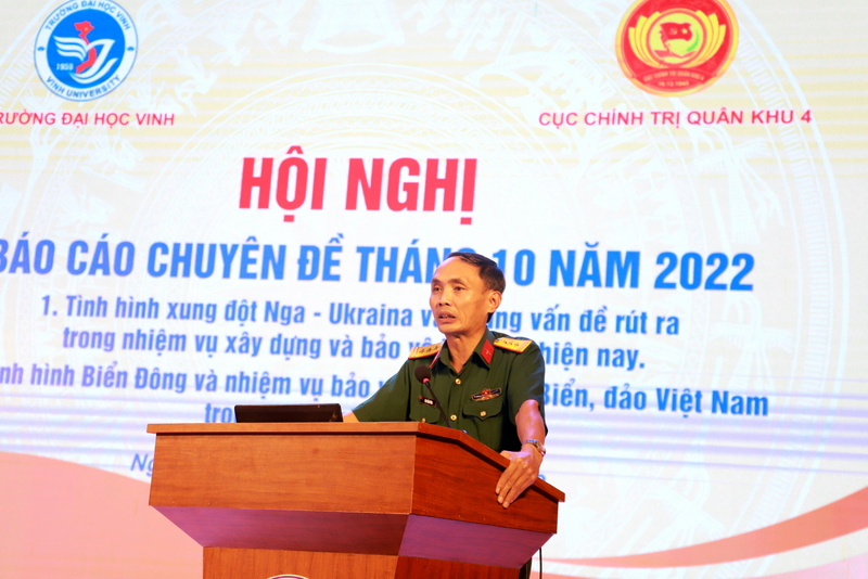 Trường Đại học Vinh và Cục Chính trị Quân khu 4 phối hợp tổ chức báo cáo chuyên đề tháng 10 năm 2022