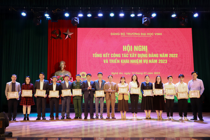 Tổng kết công tác xây dựng Đảng năm 2022 và triển khai nhiệm vụ năm 2023