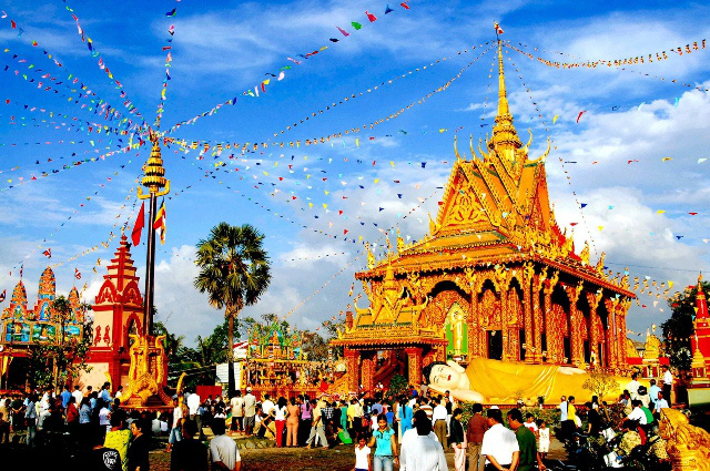 Thư chúc mừng của Hiệu trưởng gửi các em lưu học sinh Lào nhân dịp Tết cổ truyền Bunpimay năm 2023 (2566)