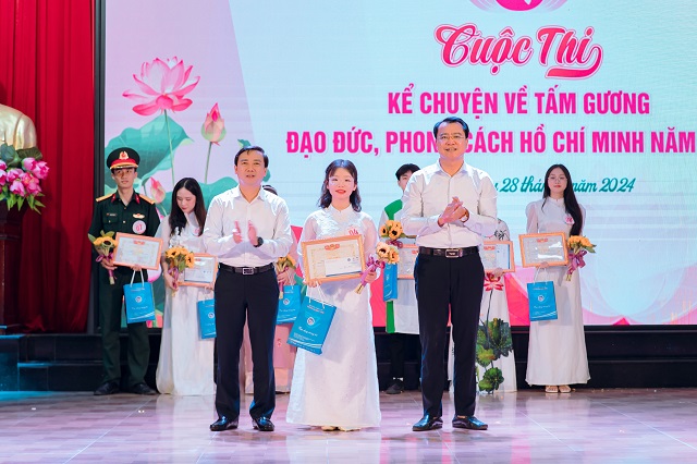 Câu chuyện "Lời Bác dặn trước lúc đi xa" dành Giải Nhất Cuộc thi "Kể chuyện về tấm gương đạo đức, phong cách Hồ Chí Minh" năm 2024