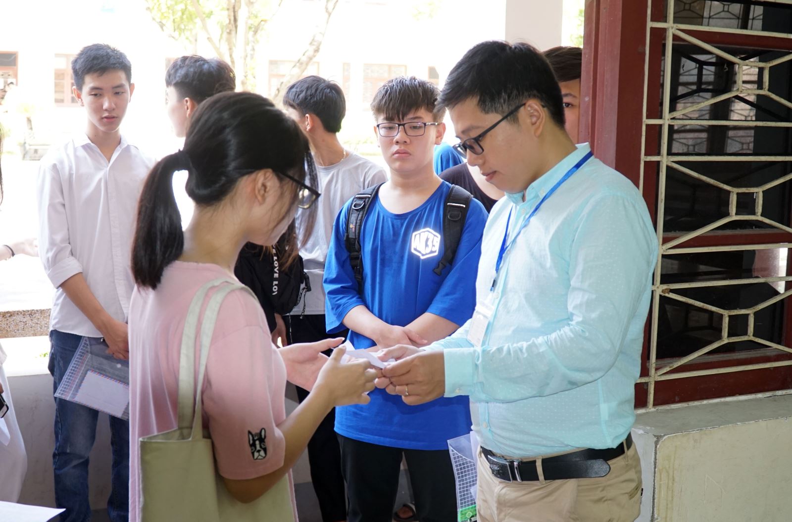 Cấu trúc đề thi tuyển sinh vào lớp 10 Trường THPT Chuyên Đại học Vinh năm học 2024 - 2025