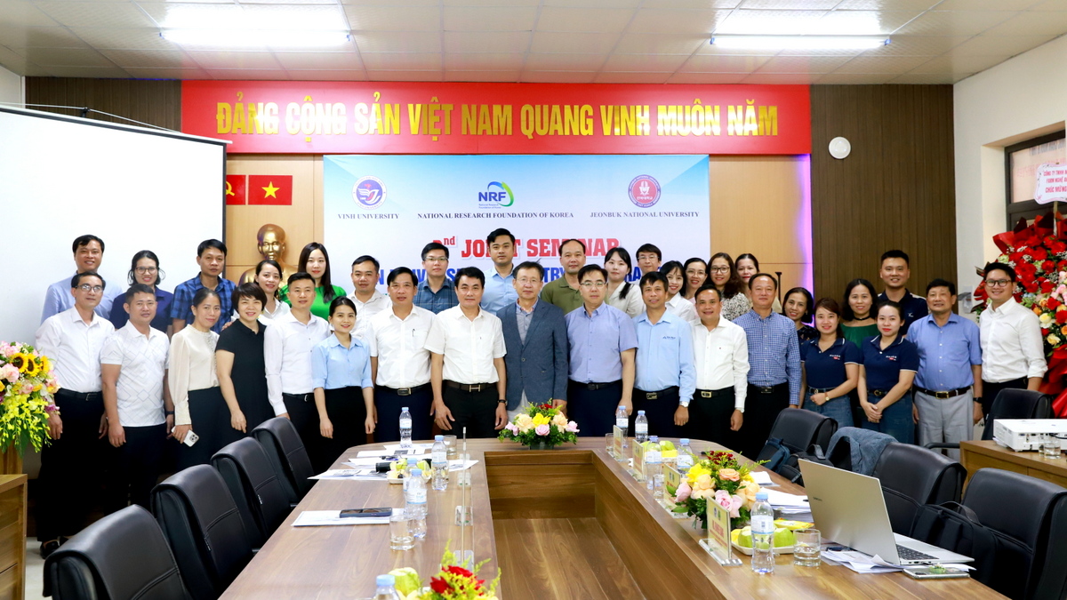 Tăng cường hợp tác Doanh nghiệp - Trường đại học trong lĩnh vực Chăn nuôi - Thú y