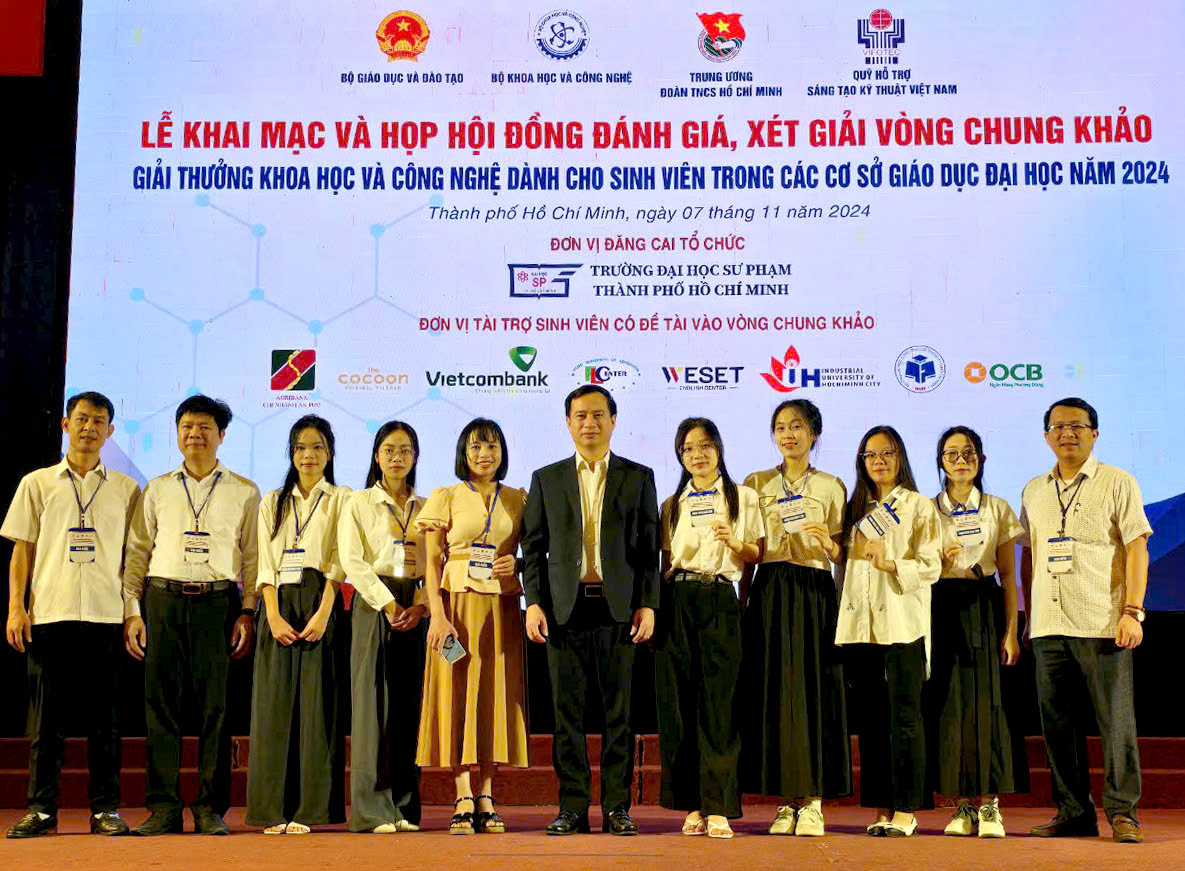 Sinh viên Trường Đại học Vinh đạt 2 giải Nhì Giải thưởng Khoa học và Công nghệ dành cho sinh viên trong các cơ sở giáo dục đại học năm 2024