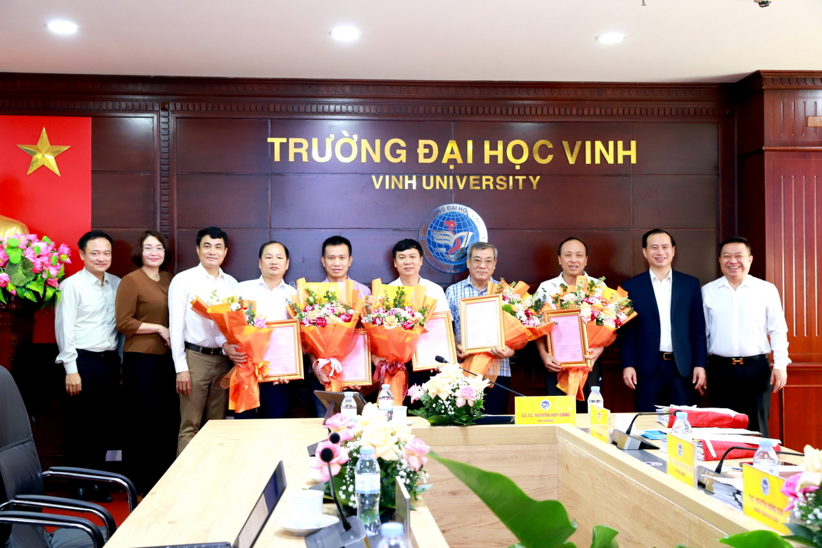 Trường Đại học Vinh thành lập mới 3 nhóm nghiên cứu và kiện toàn 2 nhóm nghiên cứu