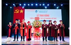 Trường Đại học Vinh long trọng tổ chức Lễ trao bằng Tiến sĩ, Thạc sĩ, Cử nhân, Kỹ sư năm 2023