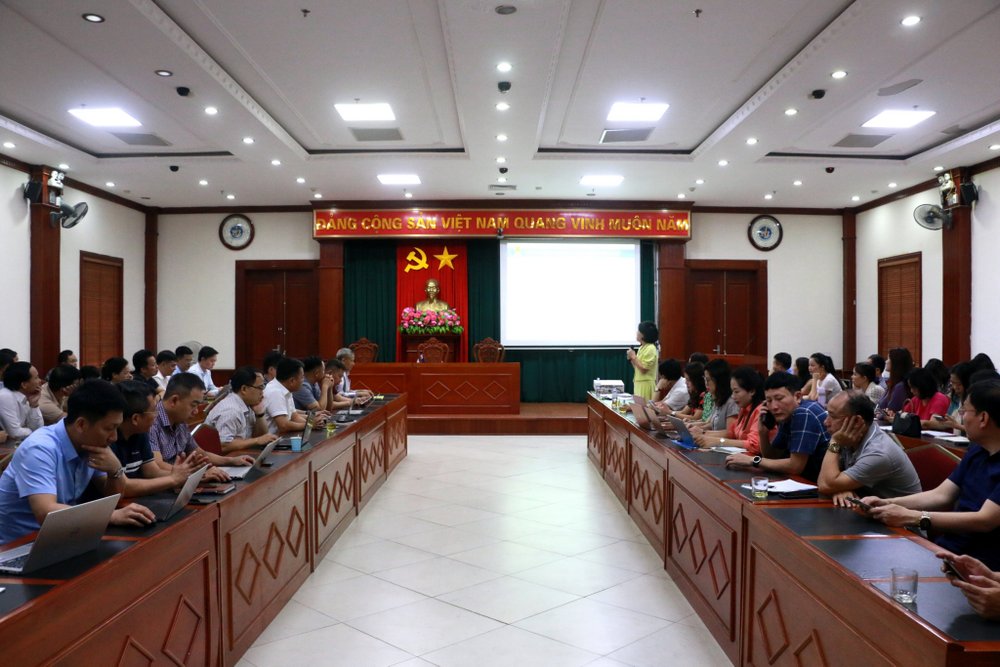 Trường Đại học Vinh tổ chức tập huấn quản lý, sử dụng tài sản công và triển khai, quản lý dự án sử dụng vốn đầu tư công