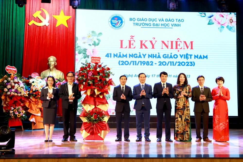 Trường Đại học Vinh long trọng tổ chức Lễ kỷ niệm 41 năm Ngày Nhà giáo Việt Nam (20/11/1982 - 20/11/2023)