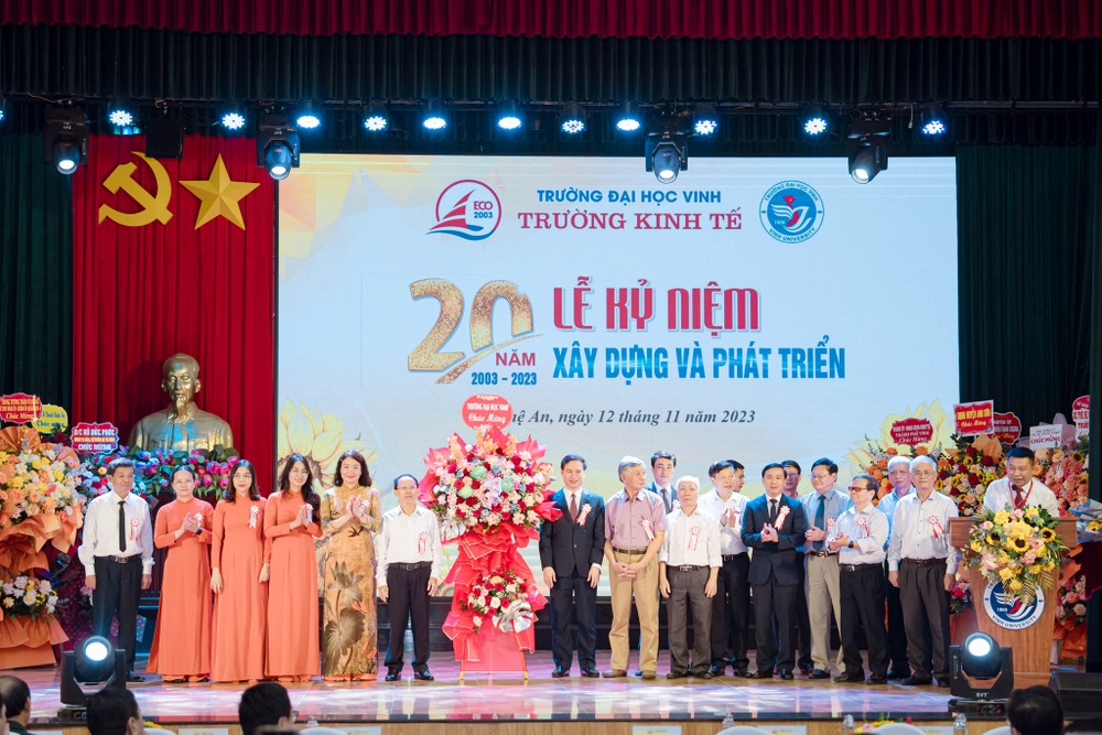 Trường Kinh tế - Trường Đại học Vinh kỷ niệm 20 năm xây dựng và phát triển (2003 - 2023)