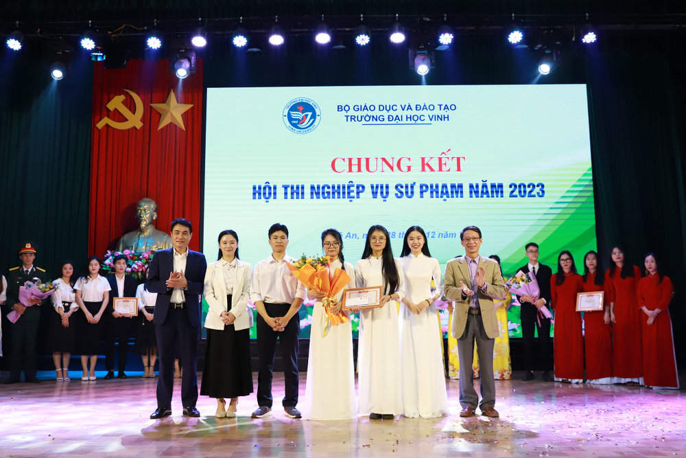 Ấn tượng Hội thi Nghiệp vụ sư phạm Trường Đại học Vinh năm học 2023 - 2024