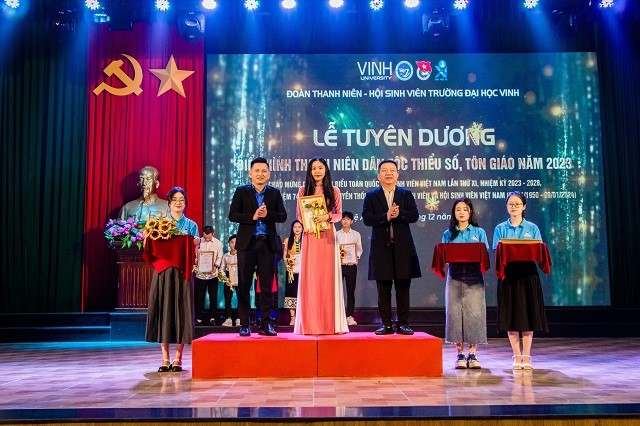 Tuổi trẻ Trường Đại học Vinh tuyên dương 29 gương điển hình thanh niên Dân tộc thiểu số, Tôn giáo năm 2023