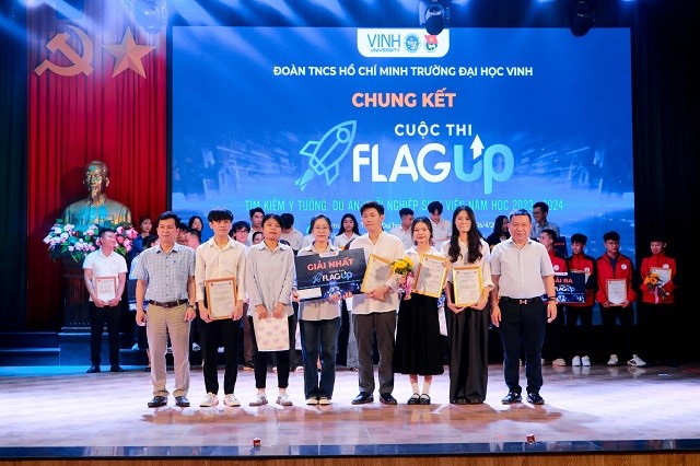 Cuộc thi Flag Up - Tìm kiếm ý tưởng, dự án khởi nghiệp sinh viên năm học 2023 - 2024 diễn ra thành công tốt đẹp