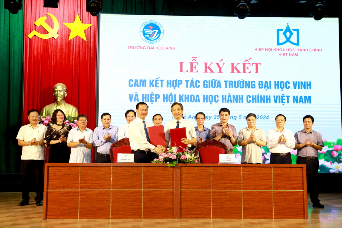 Trường Đại học Vinh ký kết hợp tác với Hiệp hội Khoa học hành chính Việt Nam